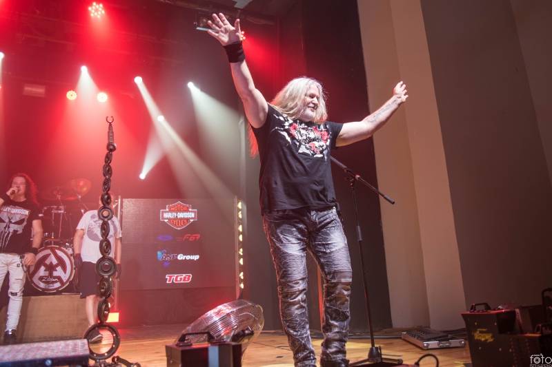 Arakain slaví na klubovém turné 40 let, v Herálci s ním zahrála Argema