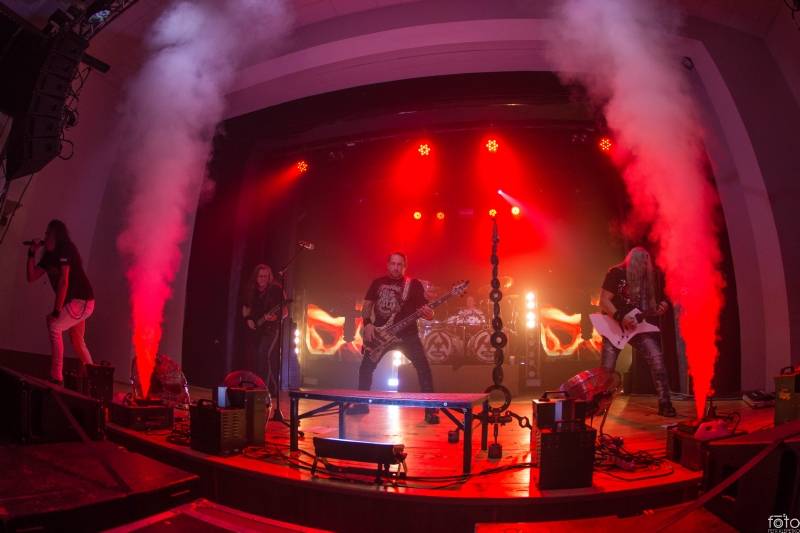 Arakain slaví na klubovém turné 40 let, v Herálci s ním zahrála Argema