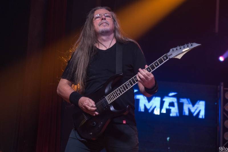 Arakain slaví na klubovém turné 40 let, v Herálci s ním zahrála Argema