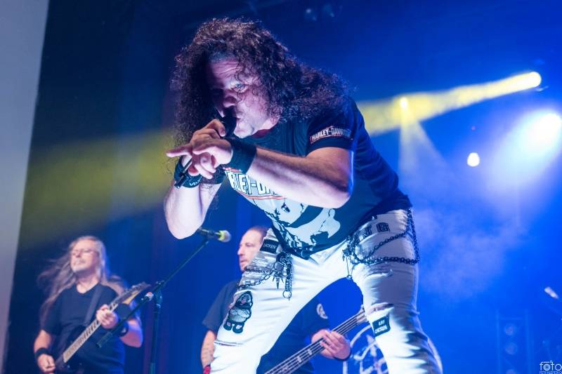 Arakain slaví na klubovém turné 40 let, v Herálci s ním zahrála Argema