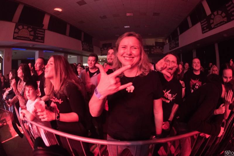 Arakain slaví na klubovém turné 40 let, v Herálci s ním zahrála Argema