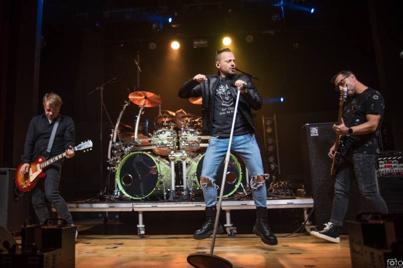 Arakain slaví na klubovém turné 40 let, v Herálci s ním zahrála Argema