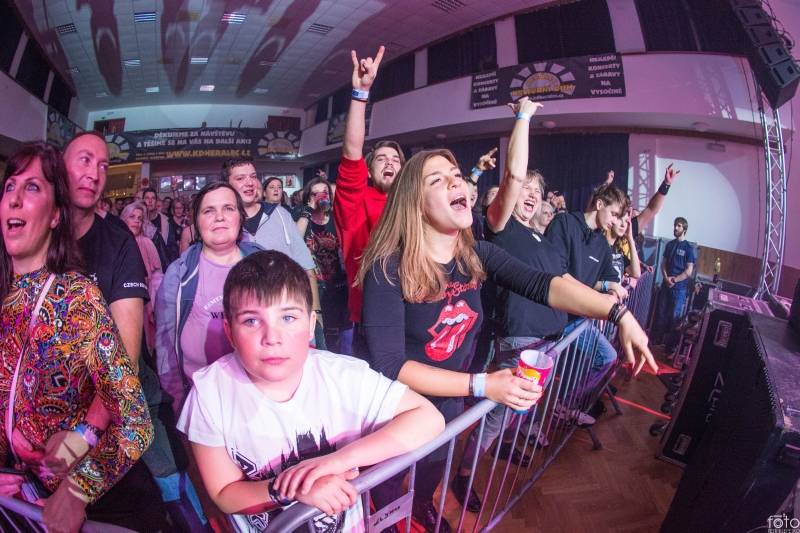 Arakain slaví na klubovém turné 40 let, v Herálci s ním zahrála Argema