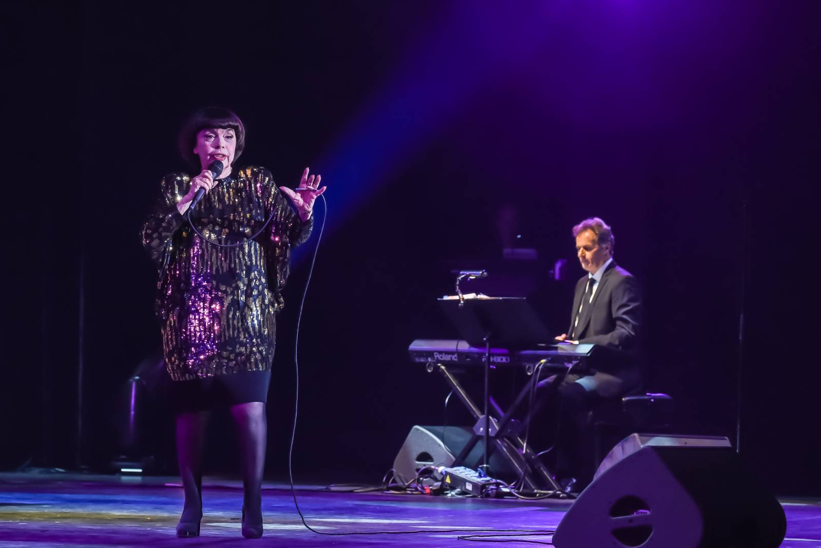 První dáma šansonu Mireille Mathieu nadchla za doprovodu orchestru Kongresové centrum Praha