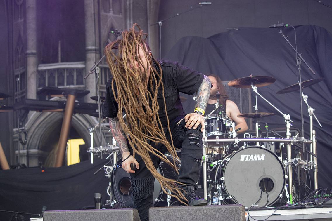 Rok 2023 objektivem fotografů | Linda Trnková nafotila přes 150 kapel. Vyrazila na Brutal Assault i Basinfirefest