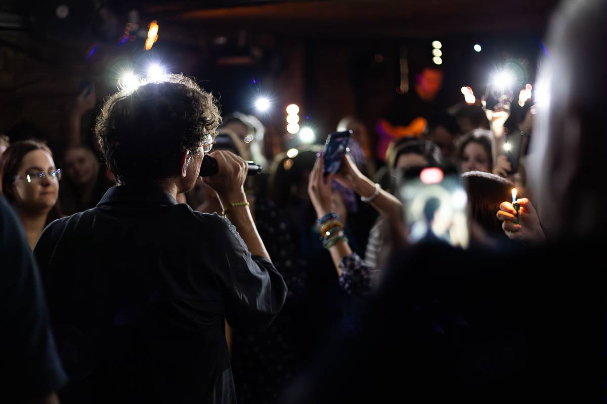 Rok 2023 objektivem fotografů | První sezóna Adama Karaffy u iREPORTu. Fotil 90s Explosion, LP i Ewu Farnou v O2 areně