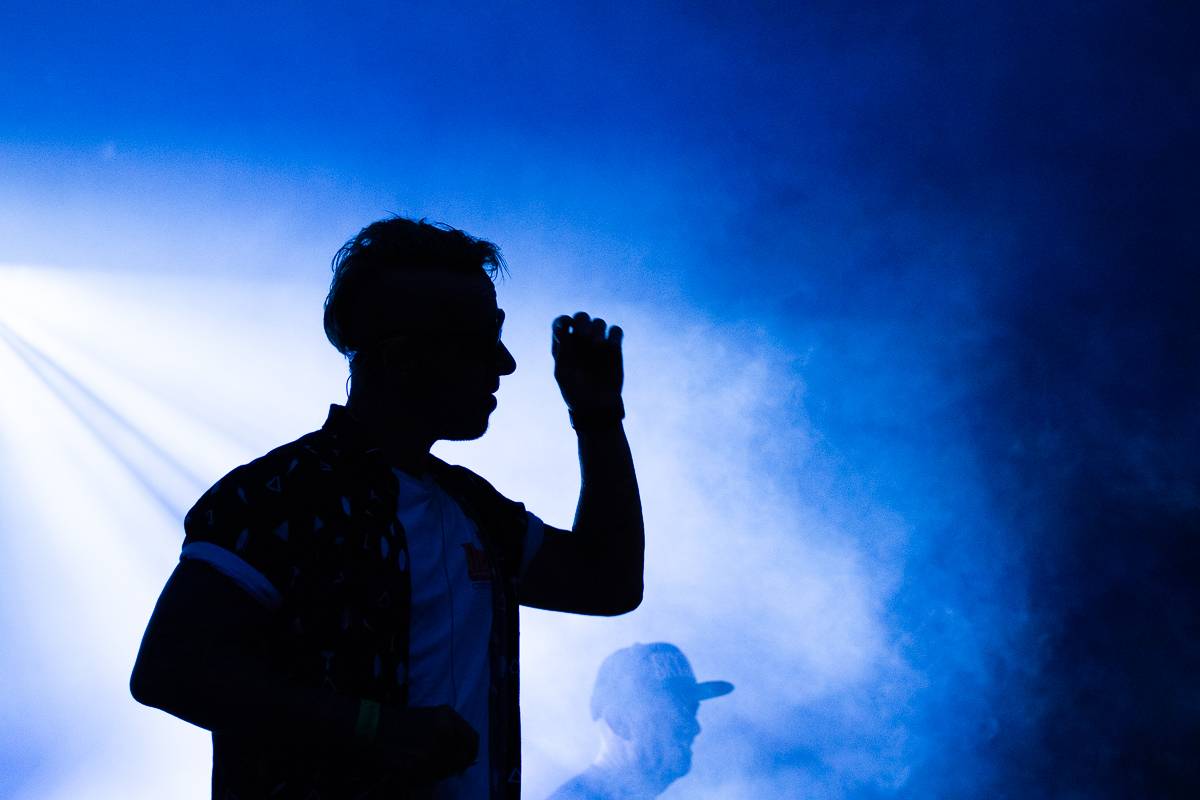 Rok 2023 objektivem fotografů | První sezóna Adama Karaffy u iREPORTu. Fotil 90s Explosion, LP i Ewu Farnou v O2 areně