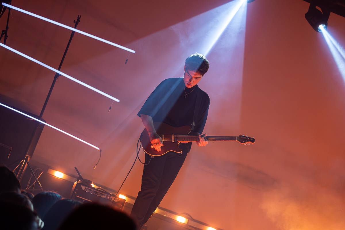 Rok 2023 objektivem fotografů | První sezóna Adama Karaffy u iREPORTu. Fotil 90s Explosion, LP i Ewu Farnou v O2 areně