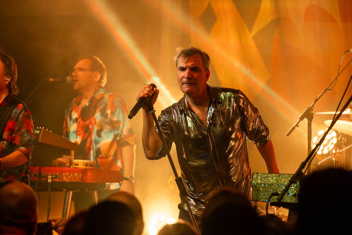 Rok 2023 objektivem fotografů | První sezóna Adama Karaffy u iREPORTu. Fotil 90s Explosion, LP i Ewu Farnou v O2 areně