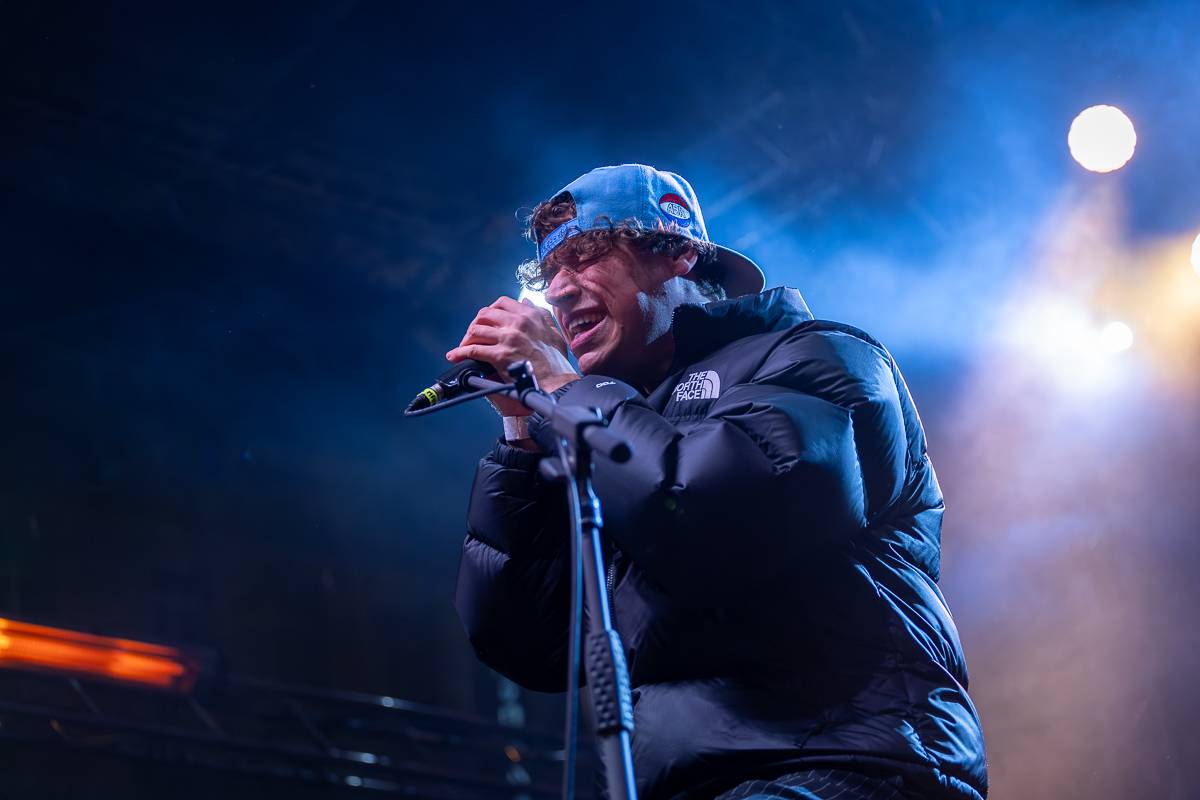 Rok 2023 objektivem fotografů | První sezóna Adama Karaffy u iREPORTu. Fotil 90s Explosion, LP i Ewu Farnou v O2 areně