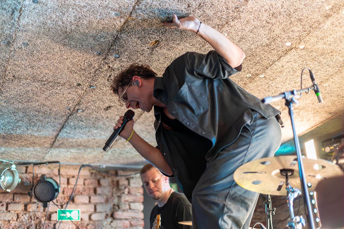 Rok 2023 objektivem fotografů | První sezóna Adama Karaffy u iREPORTu. Fotil 90s Explosion, LP i Ewu Farnou v O2 areně