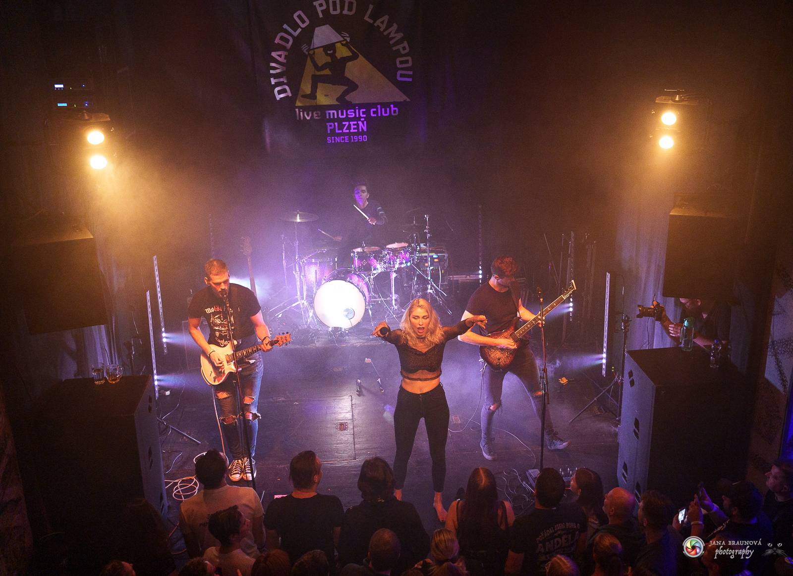 Jamaron oslavili v Plzni desátiny, vzpomínali i na zesnulého baskytaristu