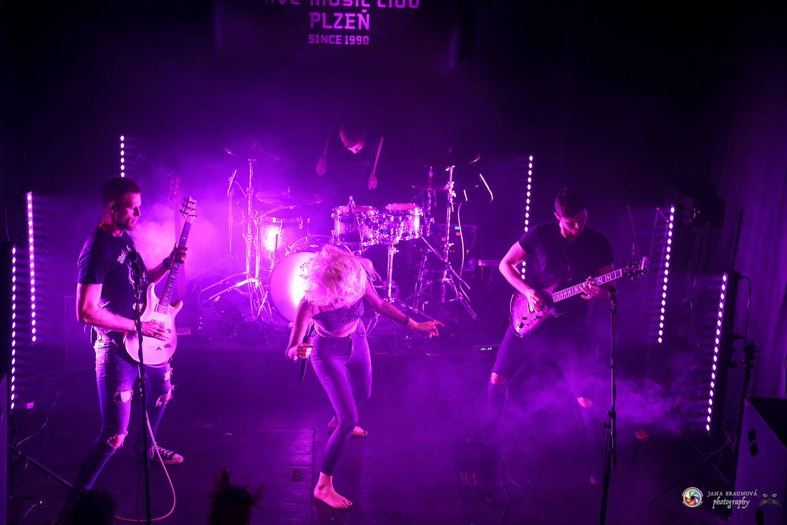 Jamaron oslavili v Plzni desátiny, vzpomínali i na zesnulého baskytaristu