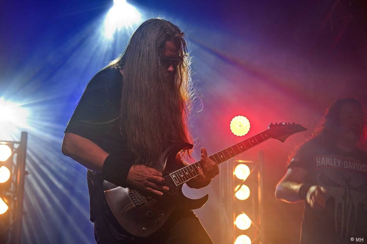 Rok 2023 objektivem fotografů | Rocker Martin Hanáček fotil Avatar, Arakain, Dymytry, Fata Morganu i J.A.R. či E!E