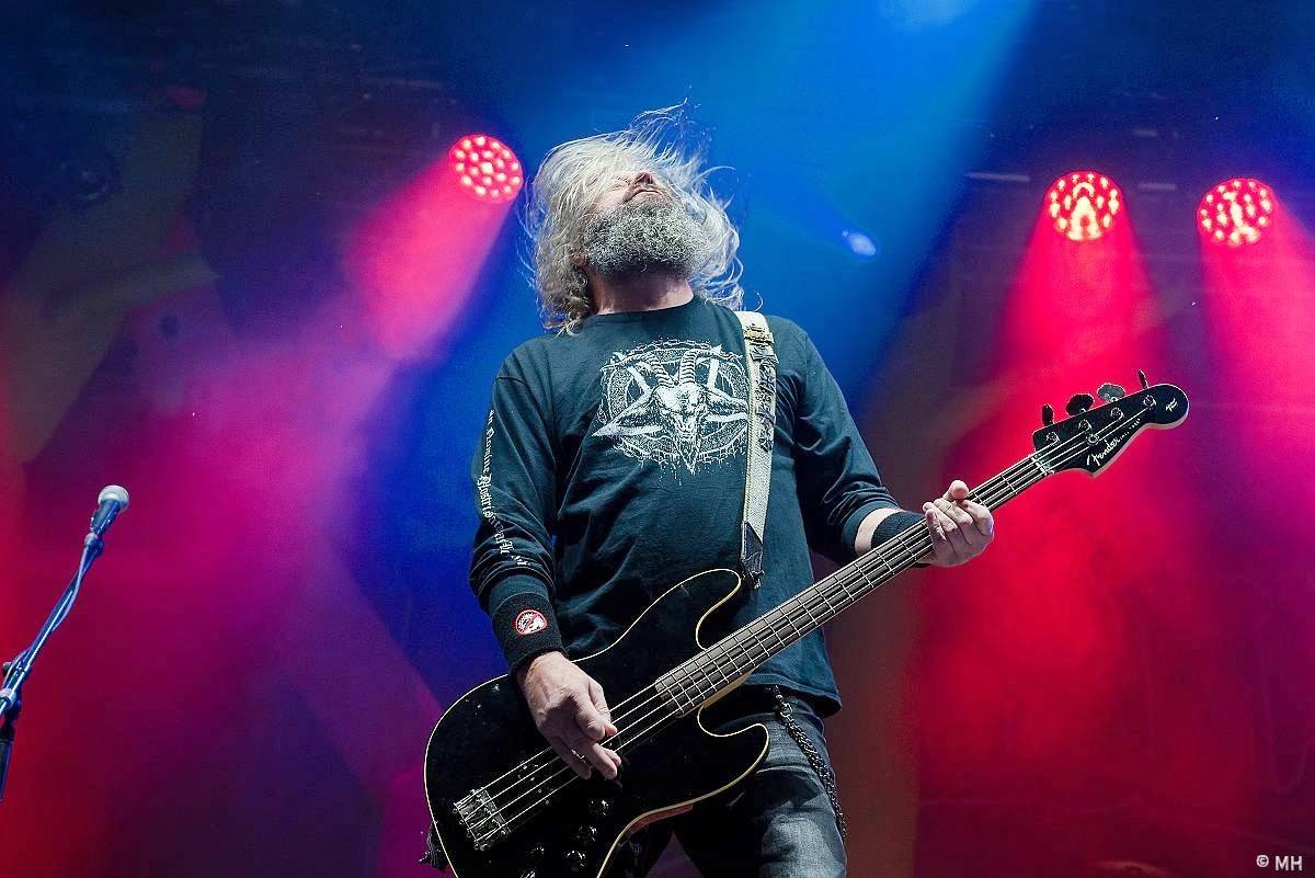 Rok 2023 objektivem fotografů | Rocker Martin Hanáček fotil Avatar, Arakain, Dymytry, Fata Morganu i J.A.R. či E!E