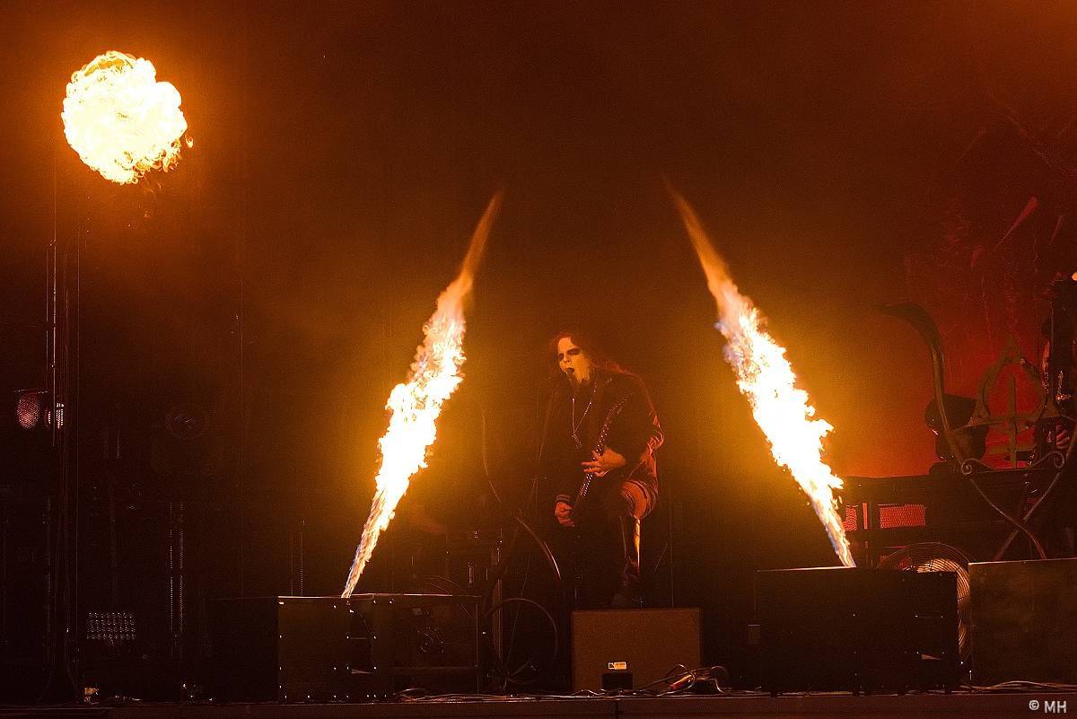 Rok 2023 objektivem fotografů | Rocker Martin Hanáček fotil Avatar, Arakain, Dymytry, Fata Morganu i J.A.R. či E!E