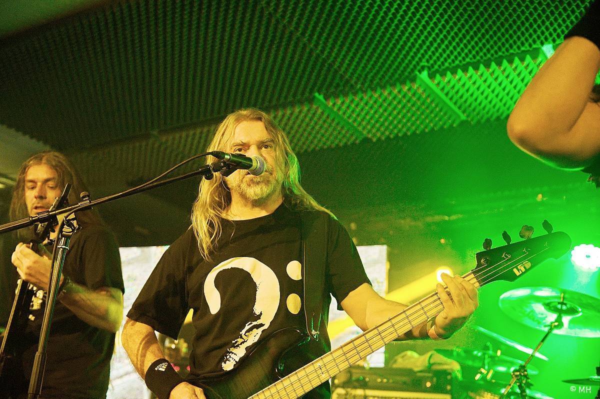 Rok 2023 objektivem fotografů | Rocker Martin Hanáček fotil Avatar, Arakain, Dymytry, Fata Morganu i J.A.R. či E!E