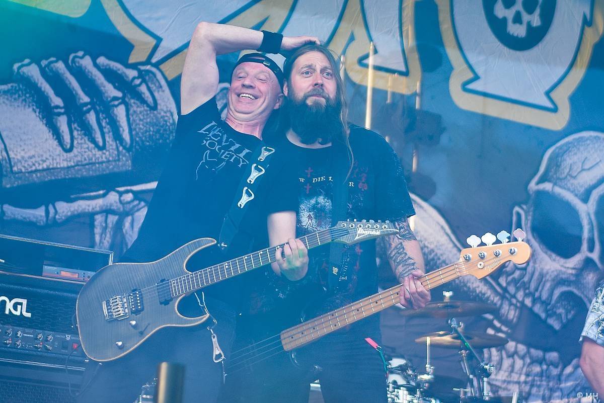 Rok 2023 objektivem fotografů | Rocker Martin Hanáček fotil Avatar, Arakain, Dymytry, Fata Morganu i J.A.R. či E!E