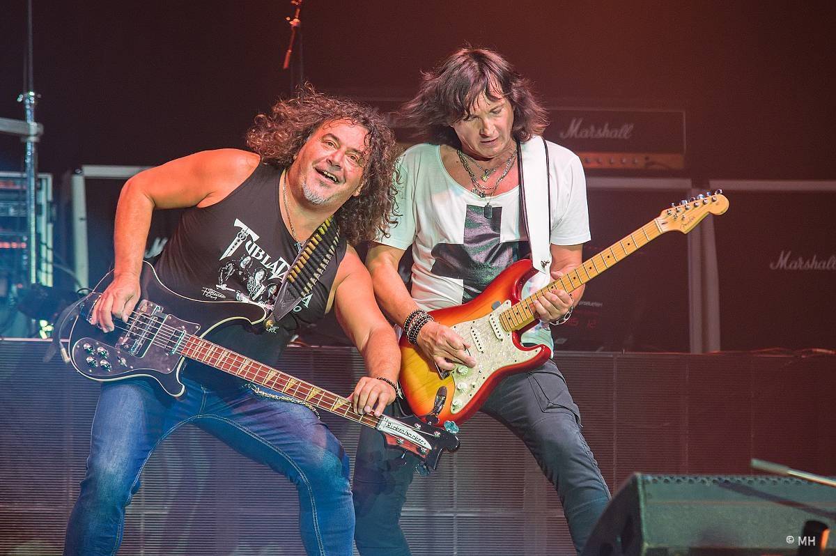 Rok 2023 objektivem fotografů | Rocker Martin Hanáček fotil Avatar, Arakain, Dymytry, Fata Morganu i J.A.R. či E!E