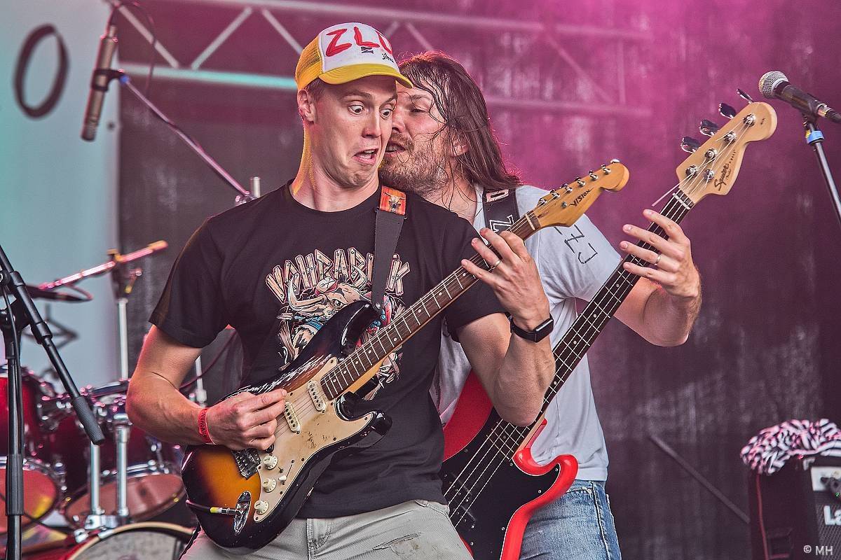 Rok 2023 objektivem fotografů | Rocker Martin Hanáček fotil Avatar, Arakain, Dymytry, Fata Morganu i J.A.R. či E!E