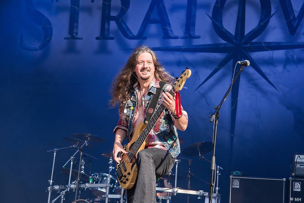 Rok 2023 objektivem fotografů | Rocker Martin Hanáček fotil Avatar, Arakain, Dymytry, Fata Morganu i J.A.R. či E!E