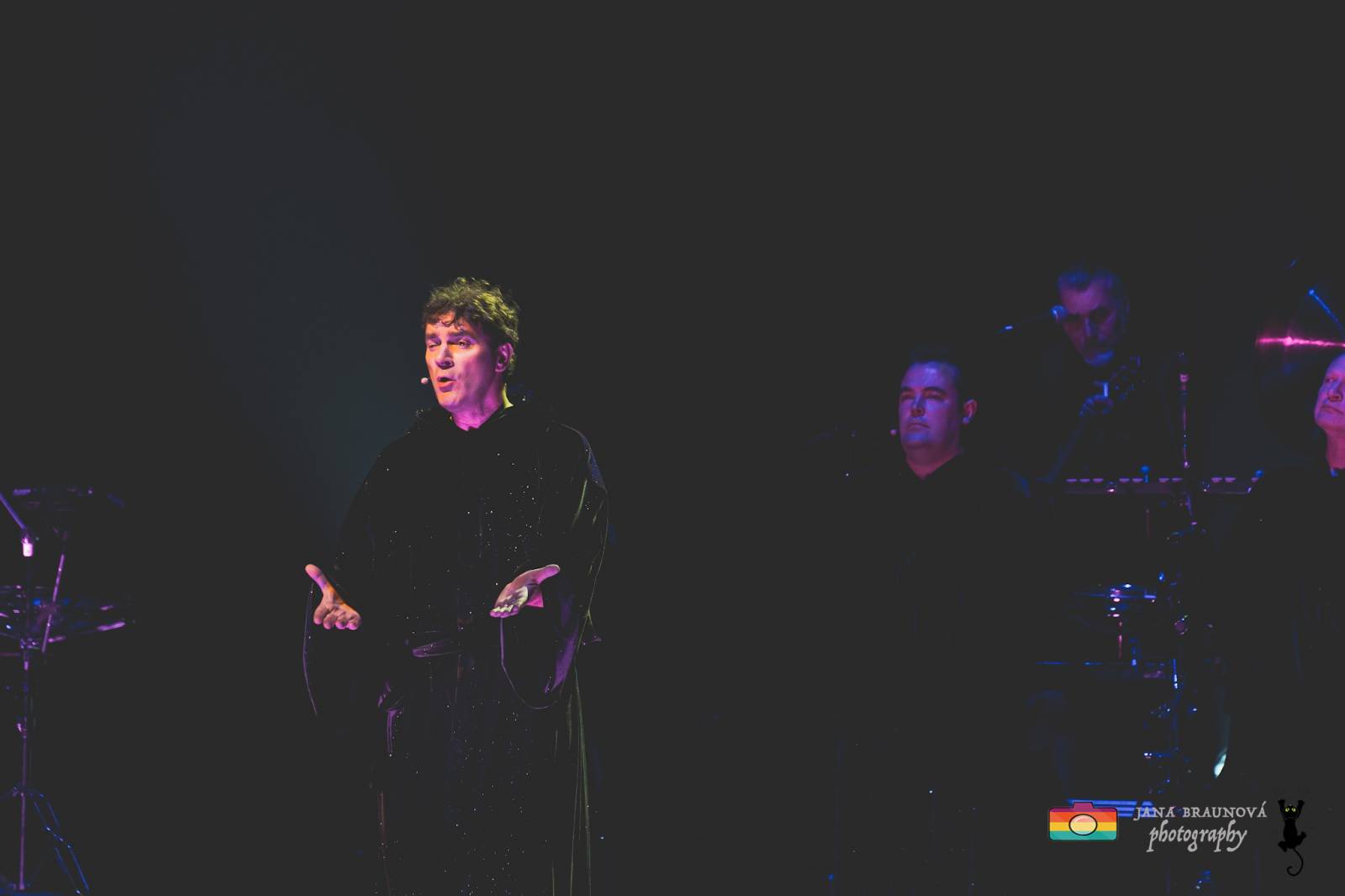 Gregorian svými středověkými chorály oslnili pražské Kongresové centrum