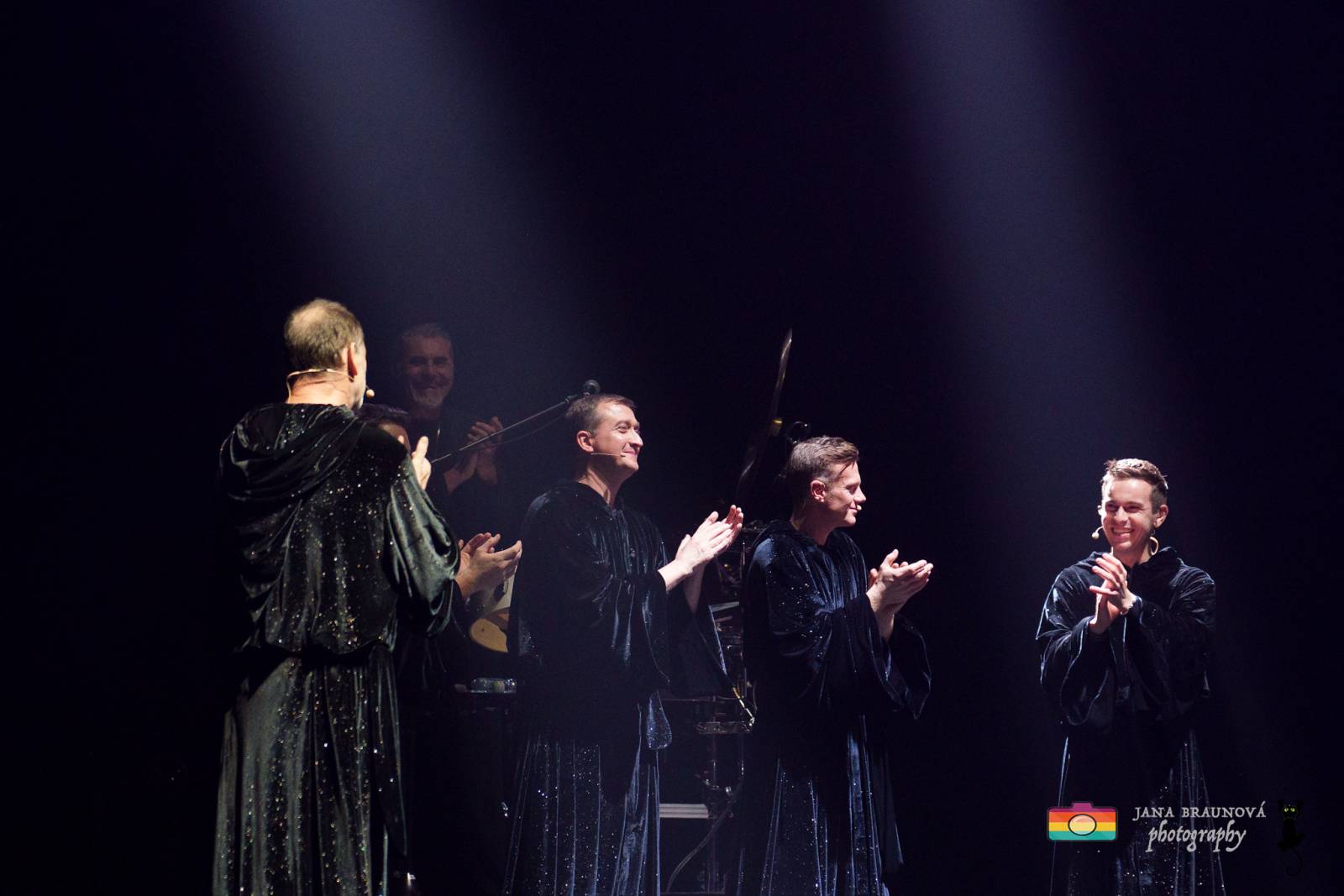 Gregorian svými středověkými chorály oslnili pražské Kongresové centrum