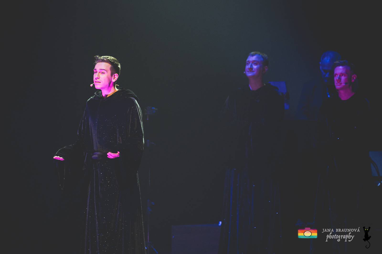 Gregorian svými středověkými chorály oslnili pražské Kongresové centrum