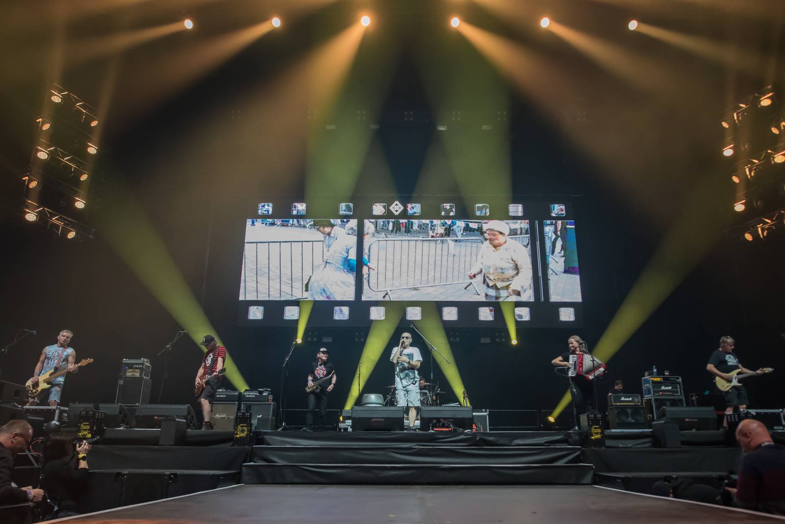 Tři sestry a Horkýže Slíže stylově zakončili turné, v O2 areně odehráli show plnou hitů