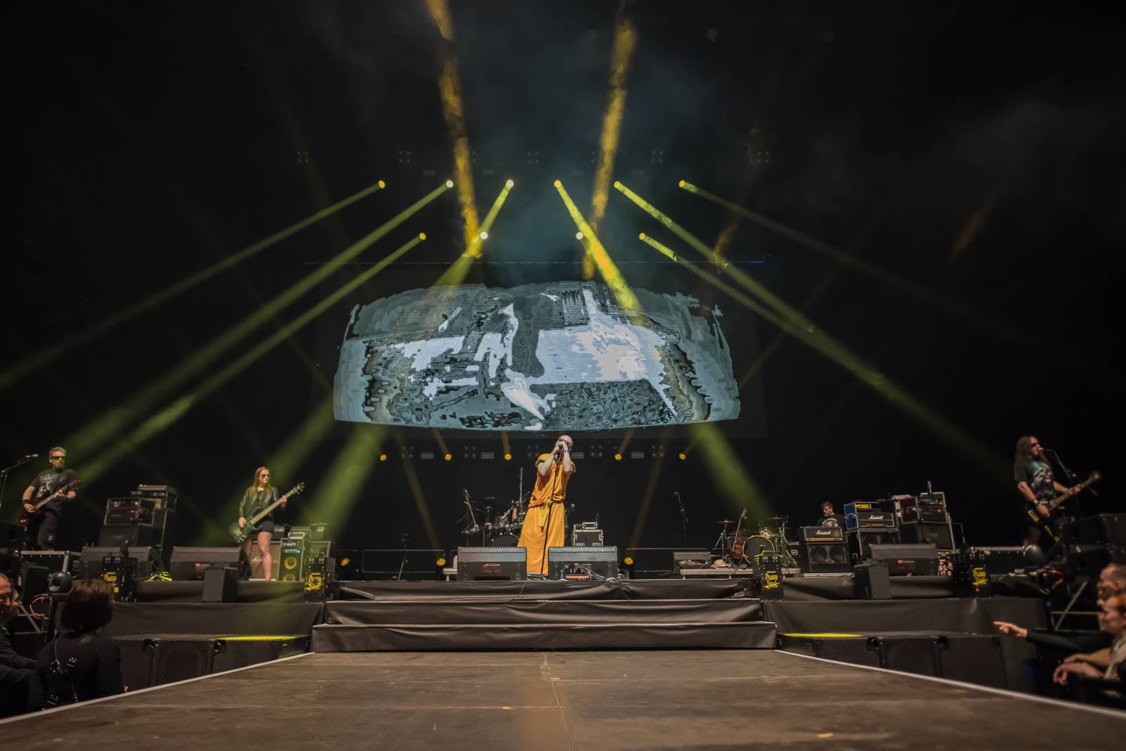 Tři sestry a Horkýže Slíže stylově zakončili turné, v O2 areně odehráli show plnou hitů