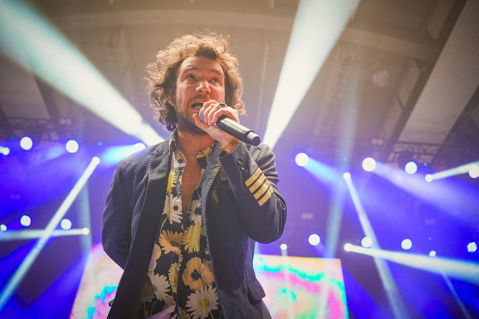 Rok 2023 objektivem fotografů | Jana Braunová si zase užívá focení. Její hledáček si našel SKYND, Kosheen, Cocotte Minute, Vojtu Dyka i Monkey Business