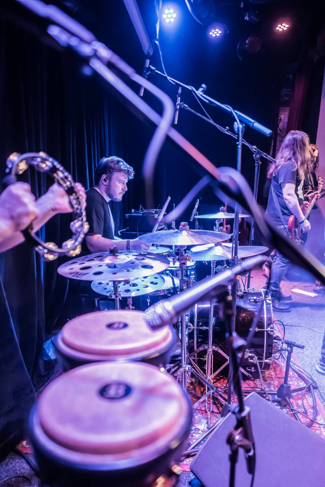 Luboš Pospíšil zakončil svůj koncertní rok v Malostranské besedě, připomněl 40 let od vydání debutového alba