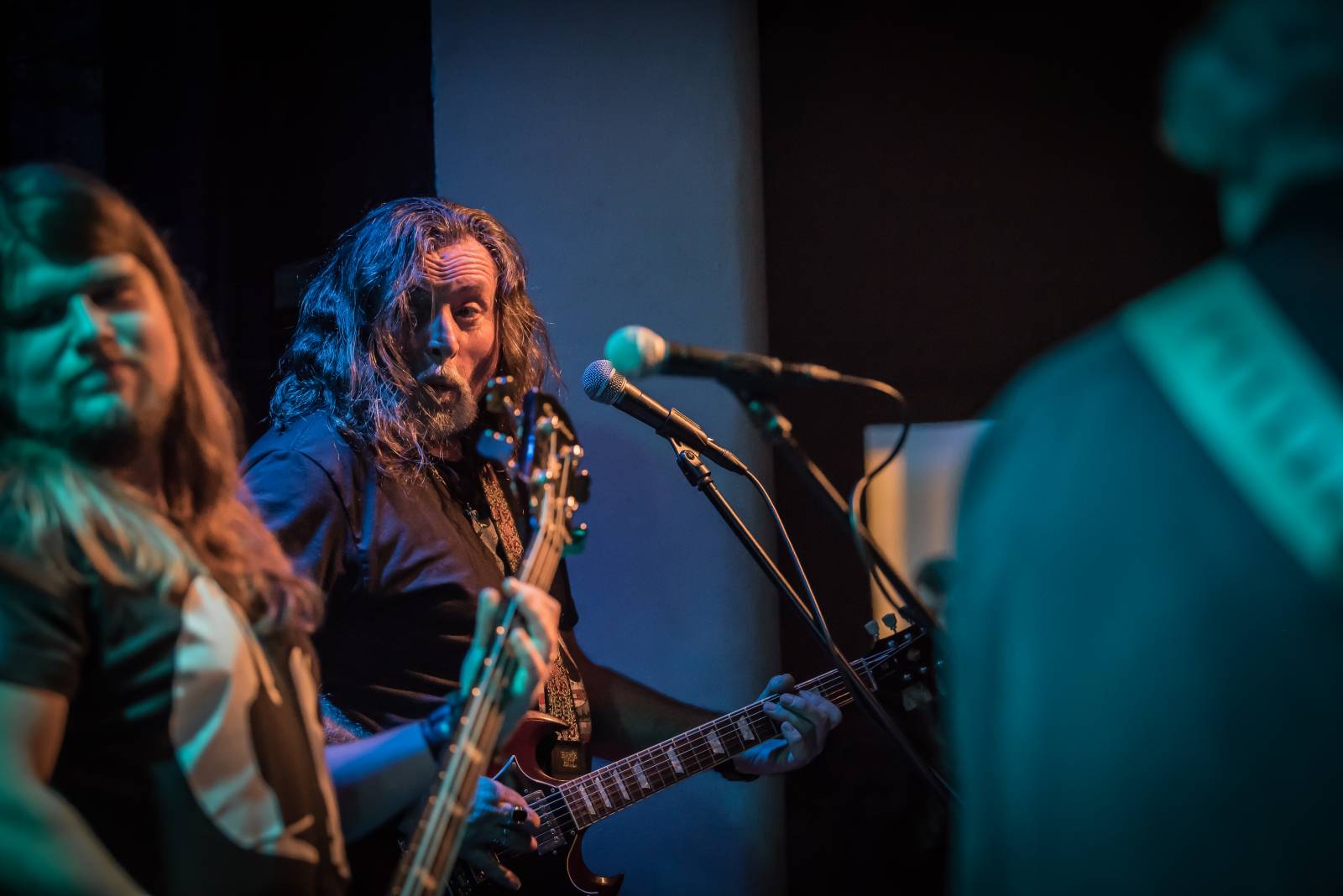 Luboš Pospíšil zakončil svůj koncertní rok v Malostranské besedě, připomněl 40 let od vydání debutového alba