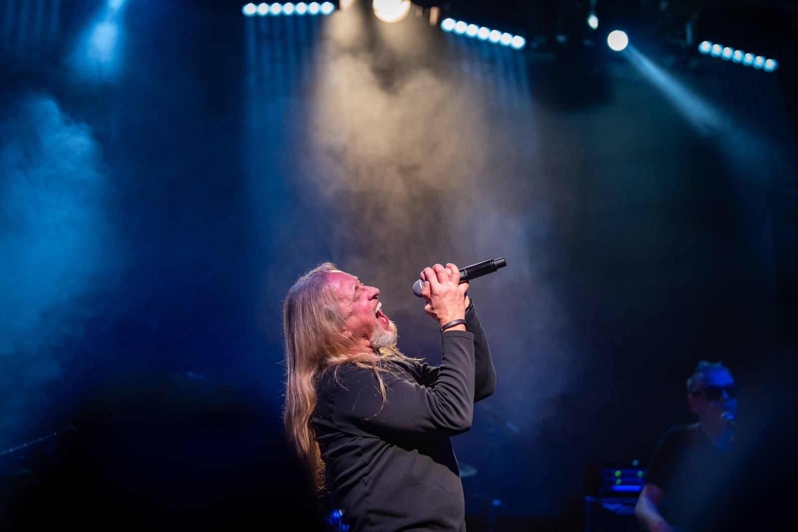 Kamil Střihavka pokračuje v tradici, na povánoční koncert si pozval Davida Kollera