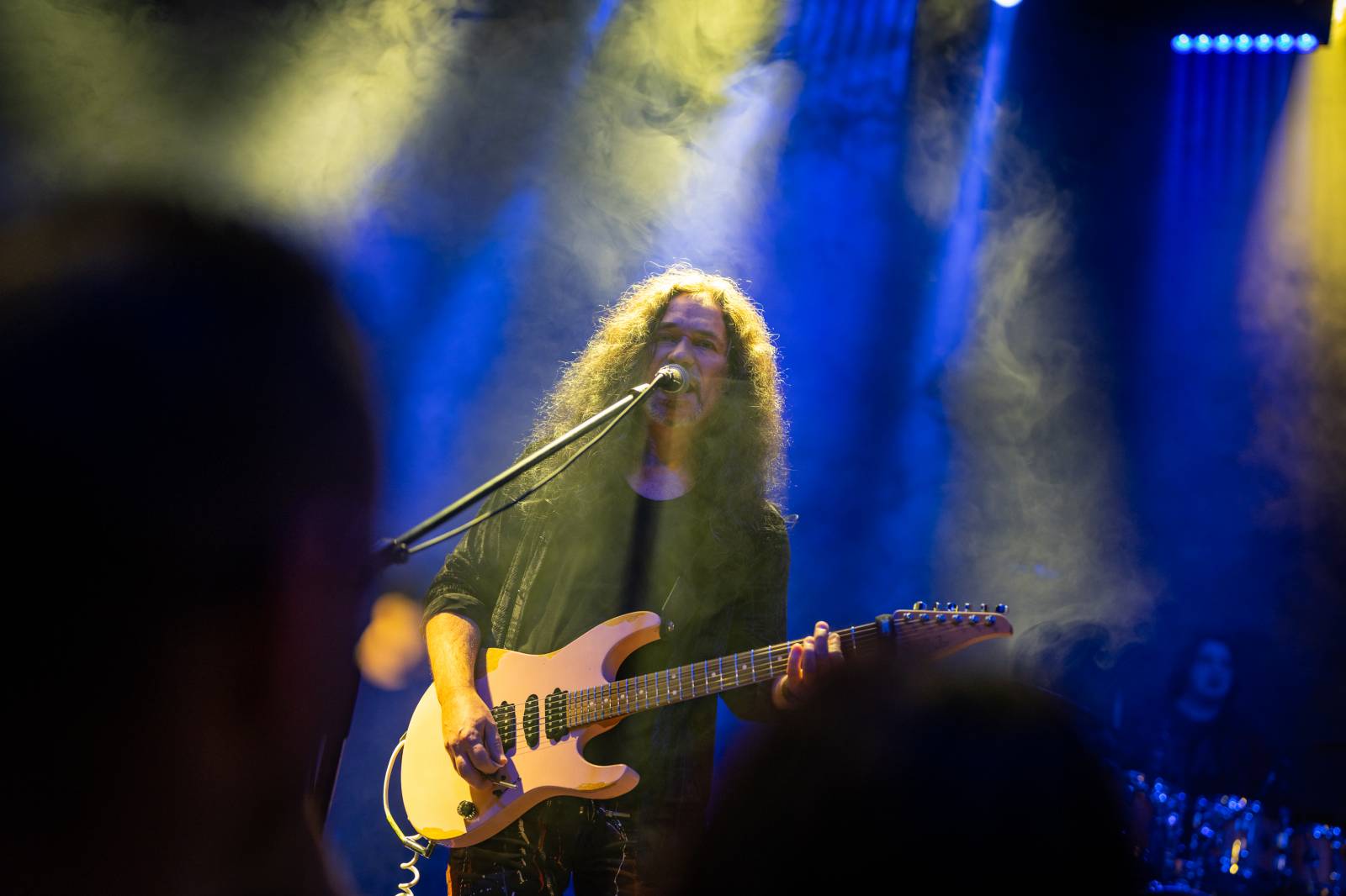 Kamil Střihavka pokračuje v tradici, na povánoční koncert si pozval Davida Kollera