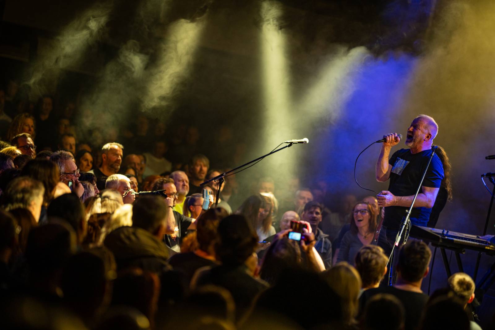 Kamil Střihavka pokračuje v tradici, na povánoční koncert si pozval Davida Kollera