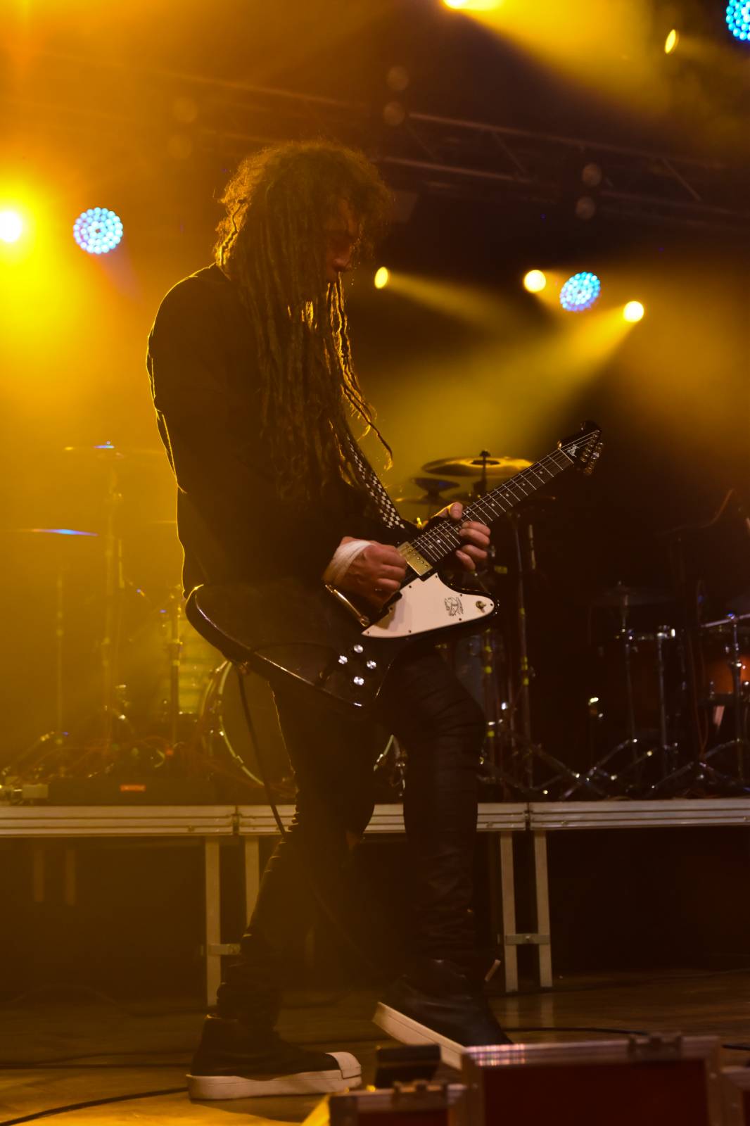 Krucipüsk v Plzni představil nové album, v Šeříkovce zatápěly pod kotlem i Kurtizány z 25. Avenue