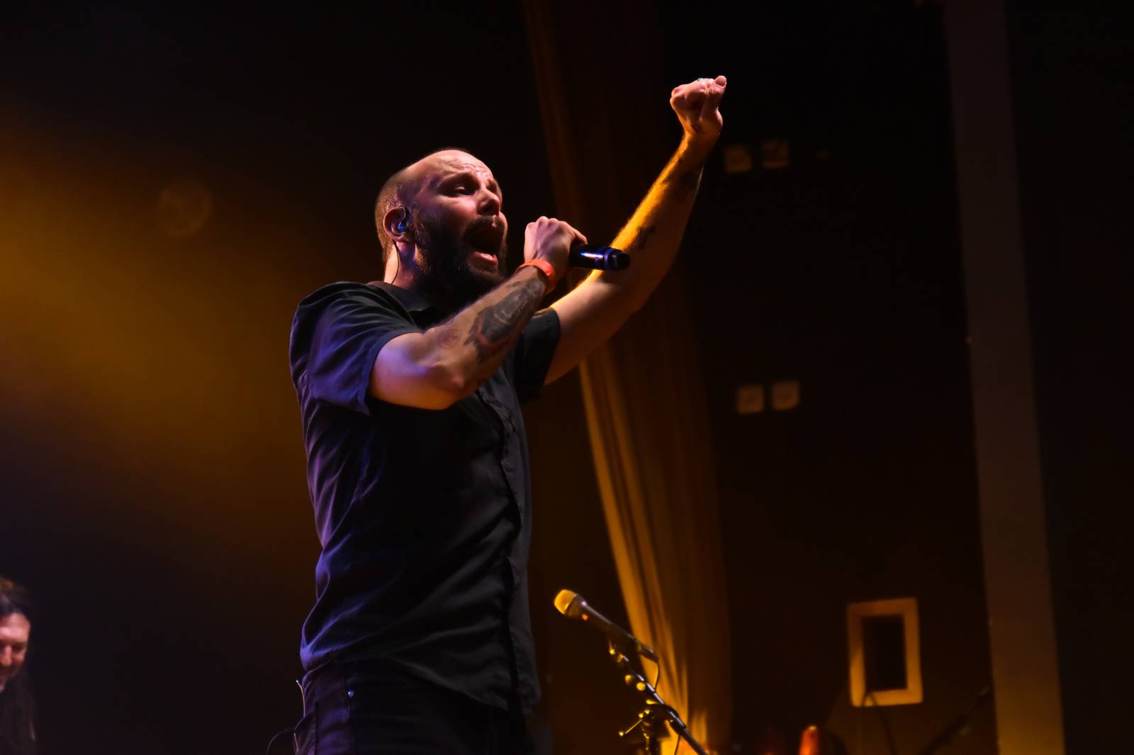 Krucipüsk v Plzni představil nové album, v Šeříkovce zatápěly pod kotlem i Kurtizány z 25. Avenue