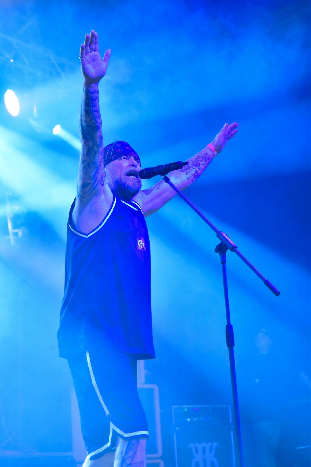 Krucipüsk v Plzni představil nové album, v Šeříkovce zatápěly pod kotlem i Kurtizány z 25. Avenue