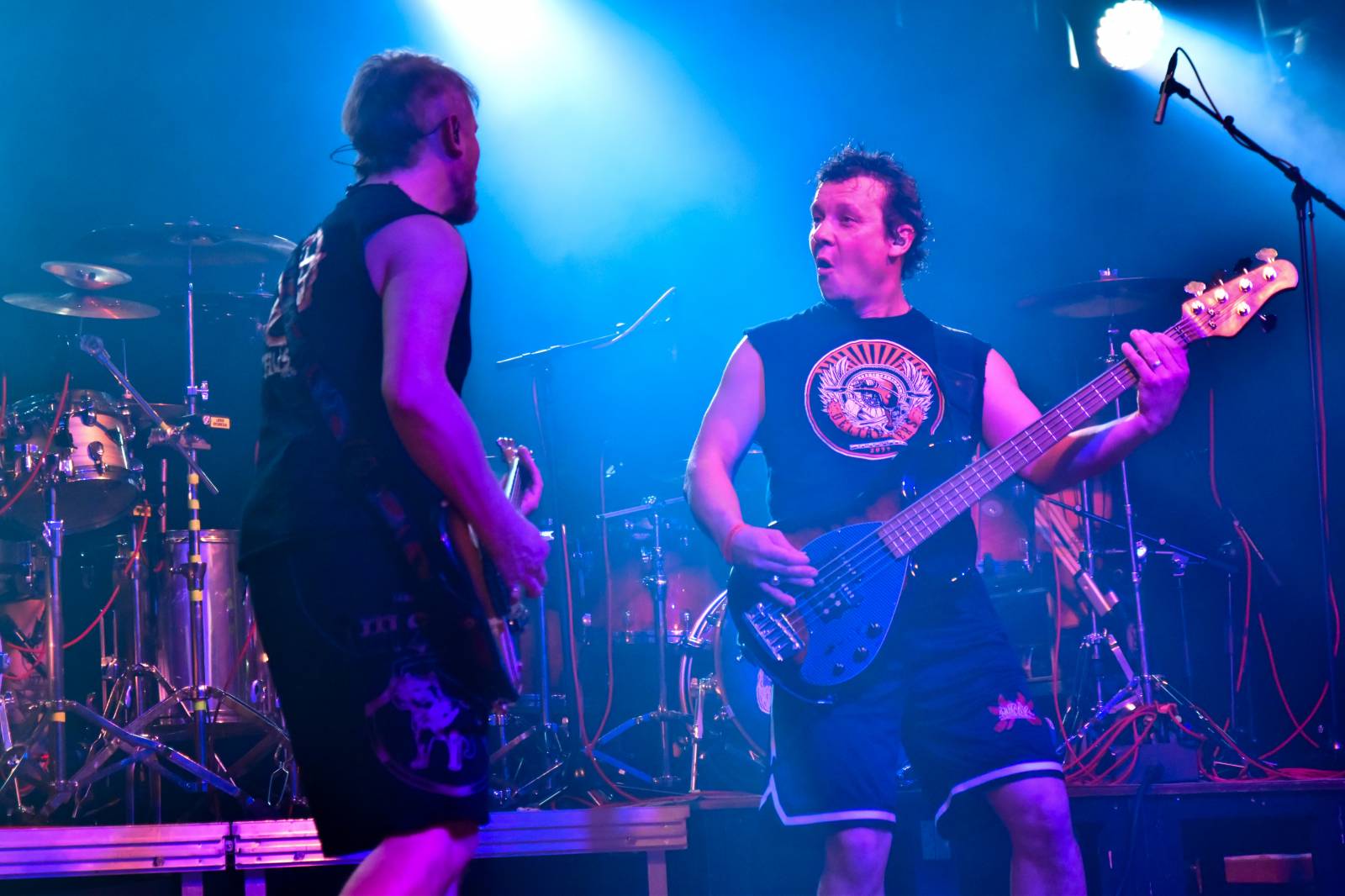 Krucipüsk v Plzni představil nové album, v Šeříkovce zatápěly pod kotlem i Kurtizány z 25. Avenue