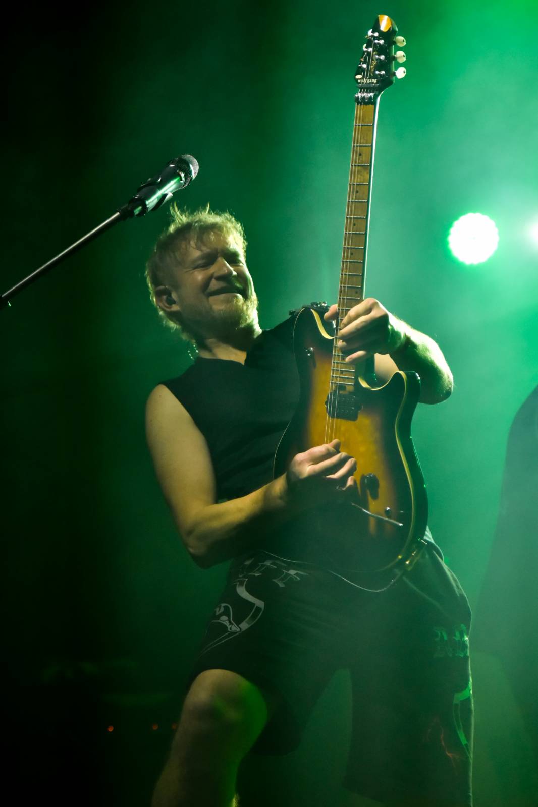 Krucipüsk v Plzni představil nové album, v Šeříkovce zatápěly pod kotlem i Kurtizány z 25. Avenue