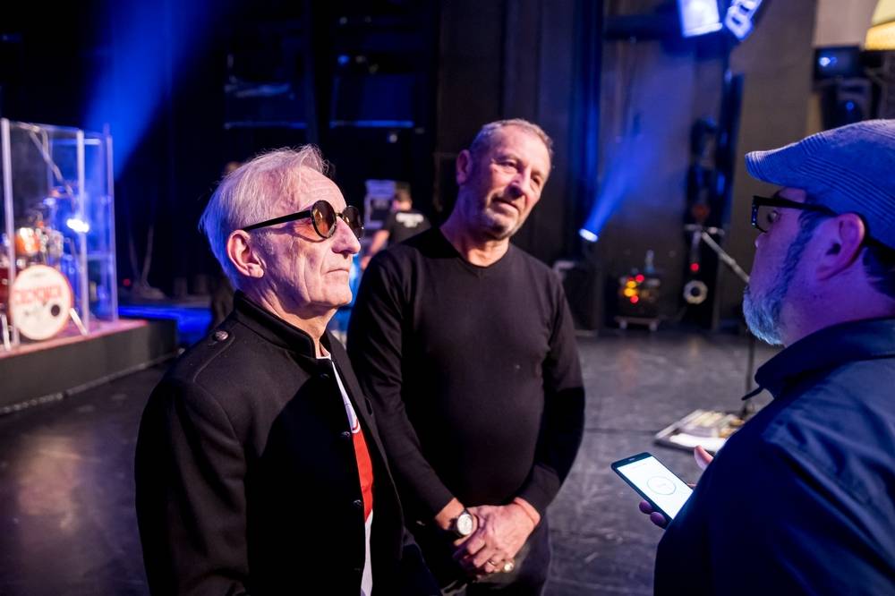 Nasazení Čechomoru ocenili návštěvníci Divadla Hybernia potleskem vestoje