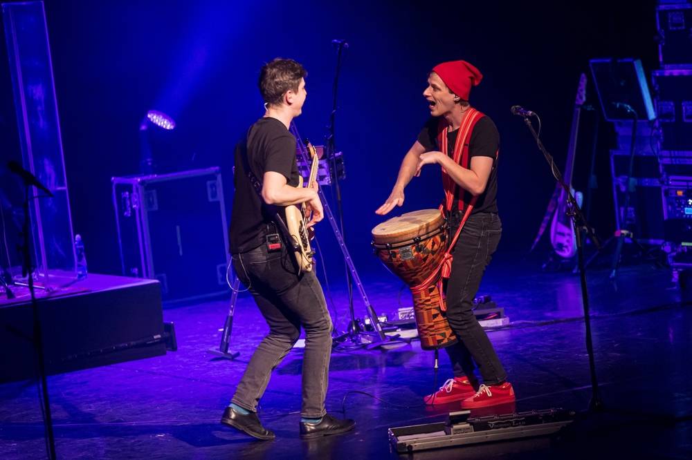 Nasazení Čechomoru ocenili návštěvníci Divadla Hybernia potleskem vestoje