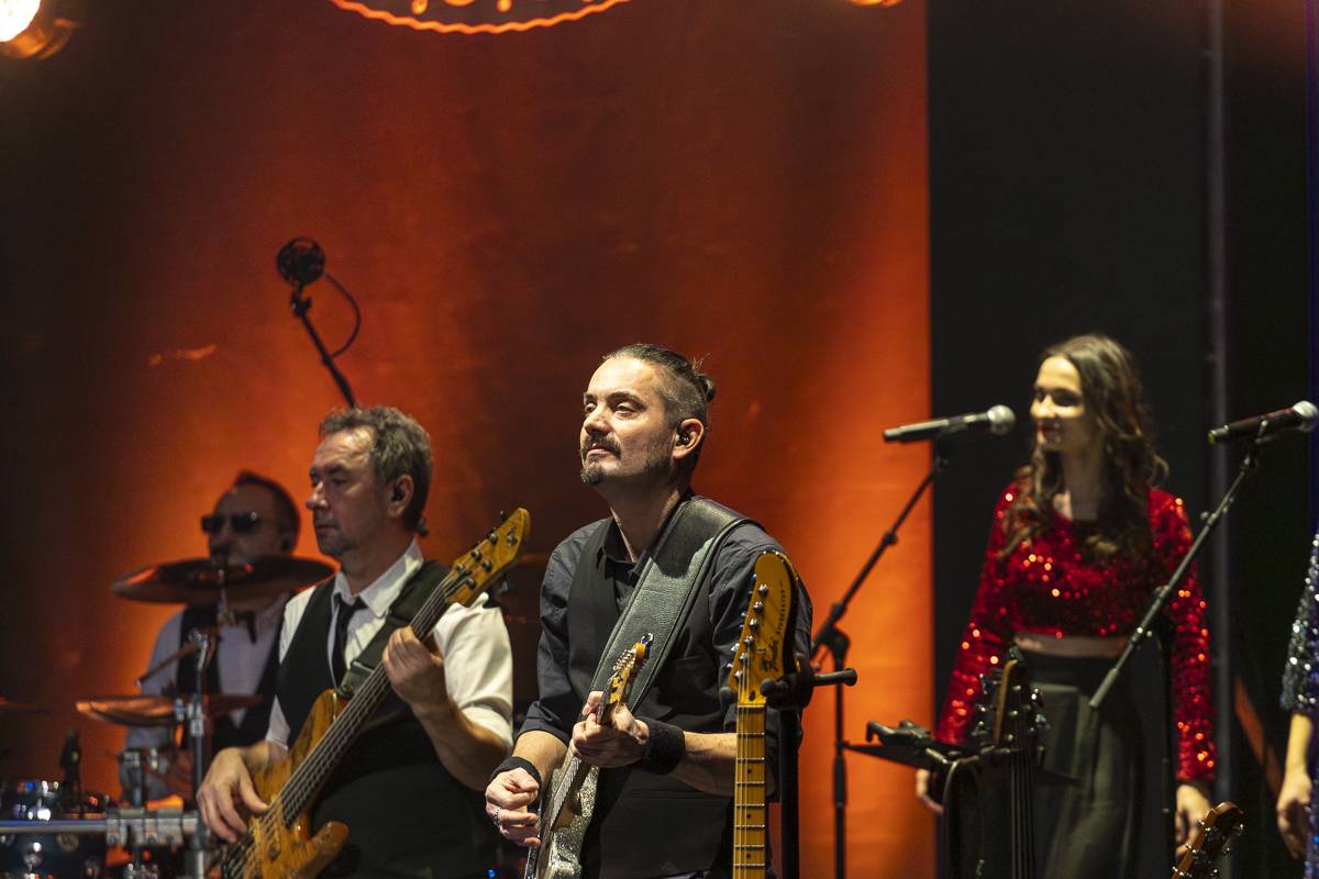  Richard Müller dokázal, že i vsedě se dá odehrát procítěný a strhující koncert