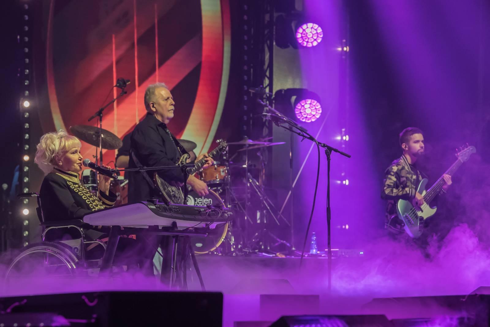 Marika Gombitová svými hity rozplakala i roztančila O2 arenu