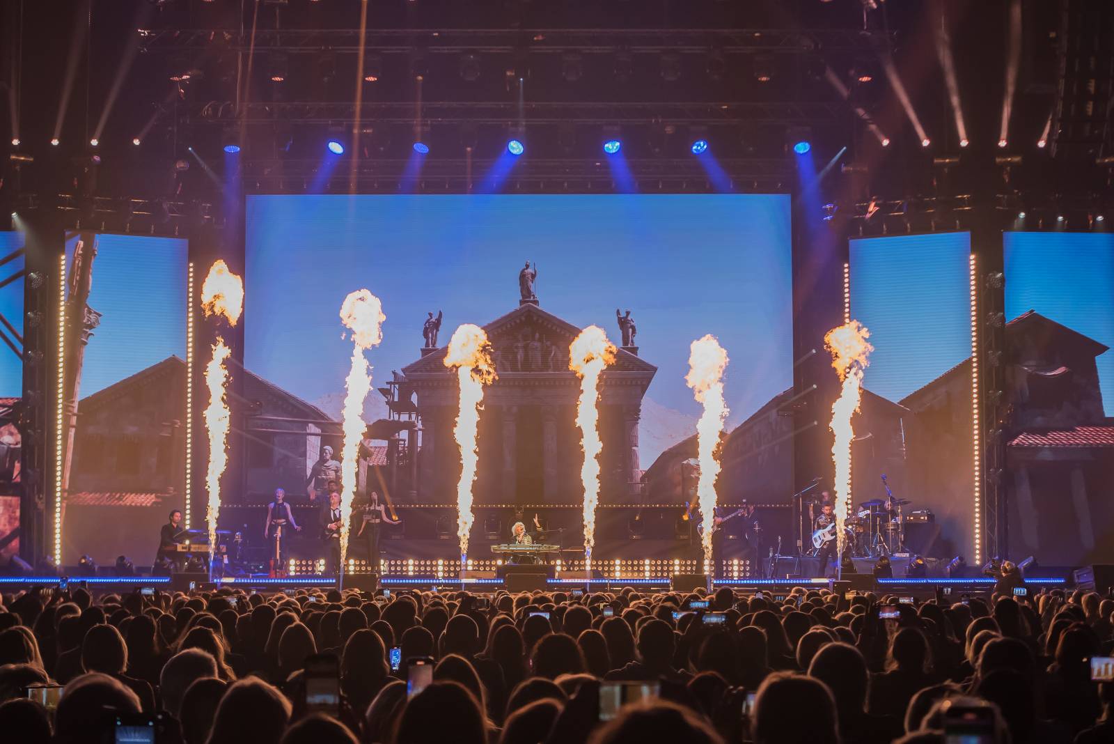 Marika Gombitová svými hity rozplakala i roztančila O2 arenu