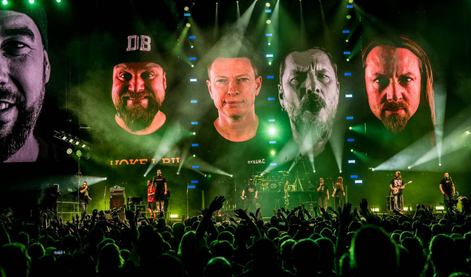 Divokej Bill oslavil v O2 areně 25. narozeniny, sázel hit za hitem