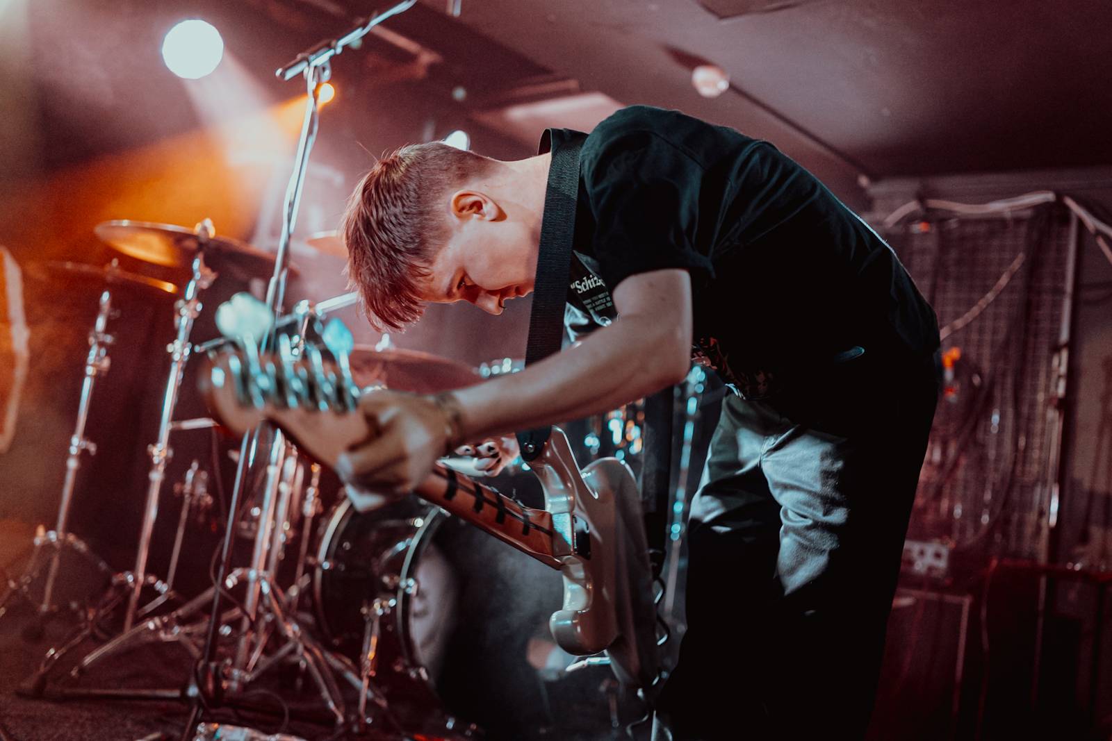 Oslava narozenin Rock Café byla pořádnou divočinou, klubu blahopřáli The Hara a .themayrevolution