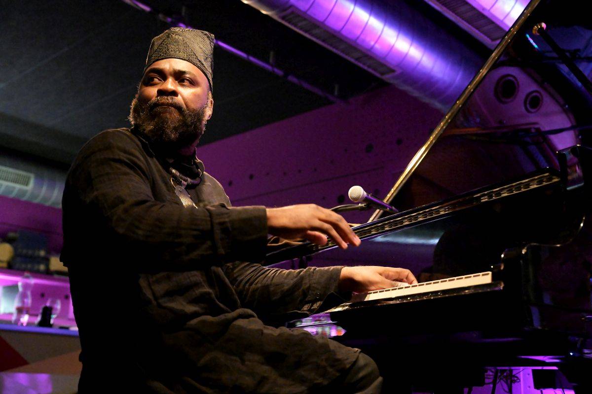 Nduduzo Makhathini Trio se v Jazz Docku představilo pražskému publiku