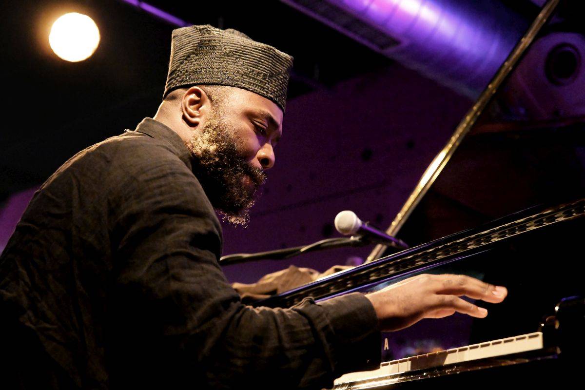 Nduduzo Makhathini Trio se v Jazz Docku představilo pražskému publiku